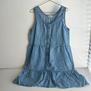 Blue sleeveless dress